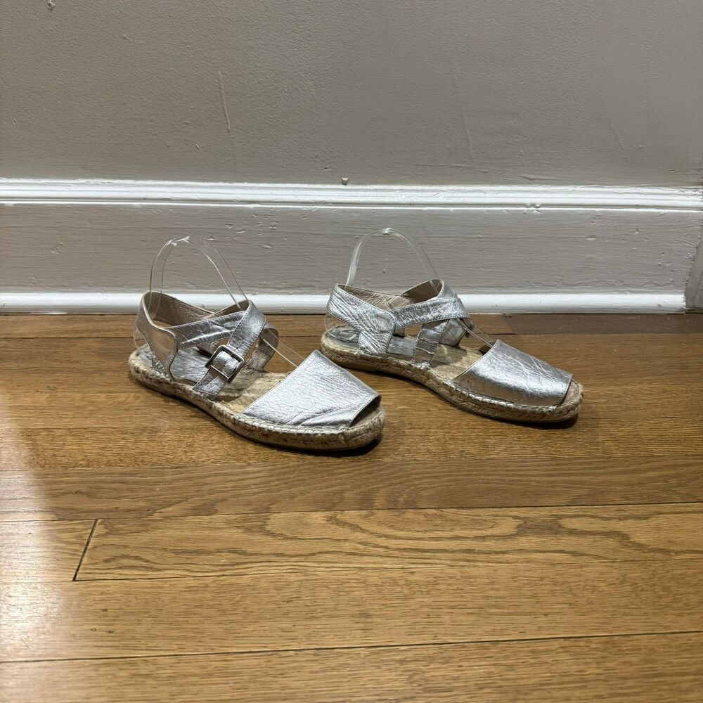 House Of Harlow 1960 Silver Cross Strap Flats Espadrilles Sz 9